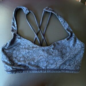 Lululemon Navy Blue Floral-Print Free to Be Sports Bra size 4